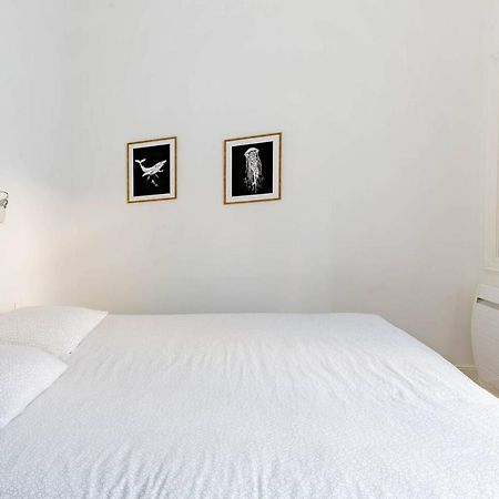 Superbe Duplex De 70M2 Avec 2 Chambres En Hyper Centre Au Calme Sur Cour Classe 3 Etoiles Avec Parking En Option Λα Ροσέλ Εξωτερικό φωτογραφία