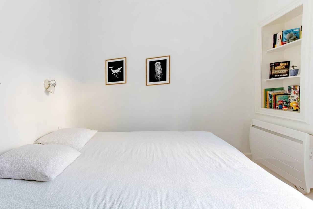 Superbe Duplex De 70M2 Avec 2 Chambres En Hyper Centre Au Calme Sur Cour Classe 3 Etoiles Avec Parking En Option Λα Ροσέλ Εξωτερικό φωτογραφία