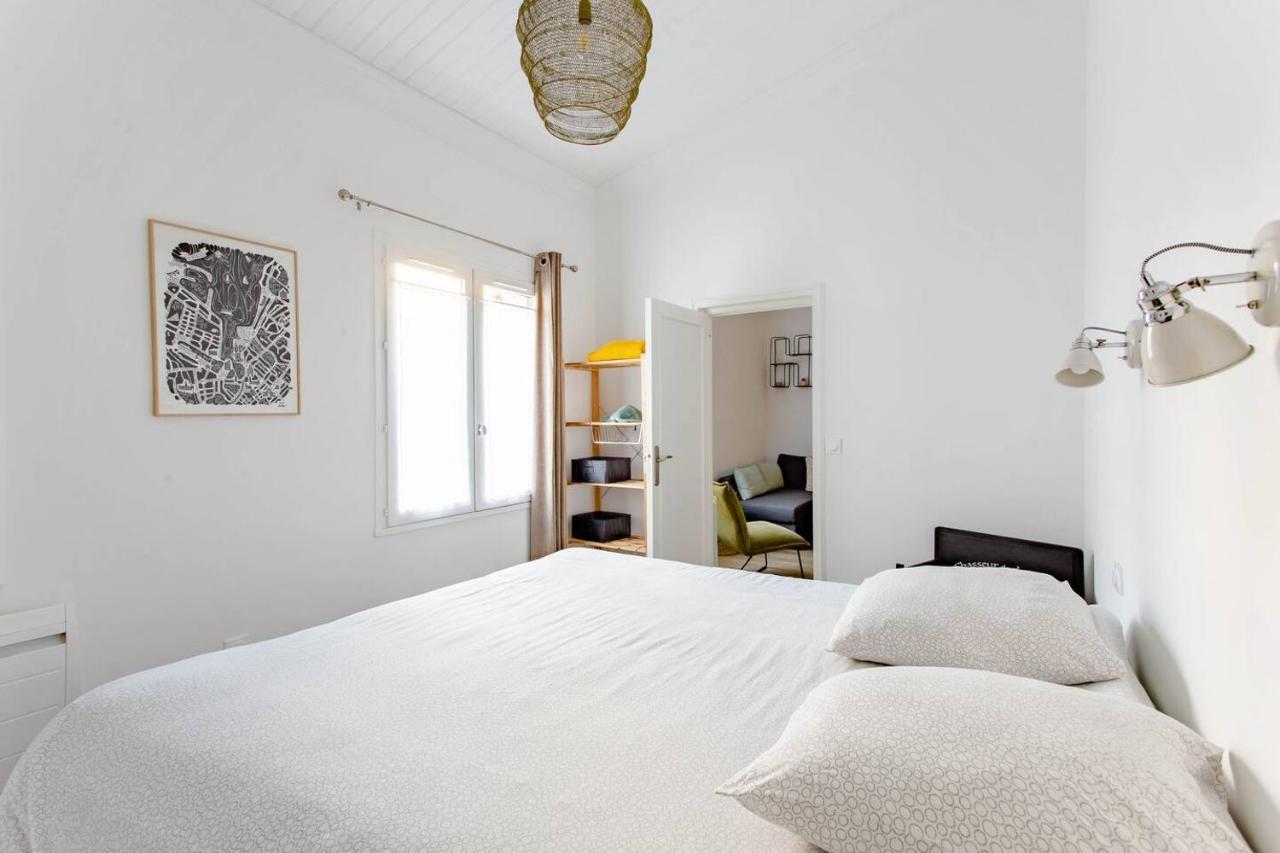 Superbe Duplex De 70M2 Avec 2 Chambres En Hyper Centre Au Calme Sur Cour Classe 3 Etoiles Avec Parking En Option Λα Ροσέλ Εξωτερικό φωτογραφία